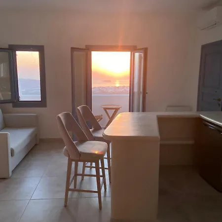 Ena Suites Santorini Pyrgos Kallistis Exterior photo