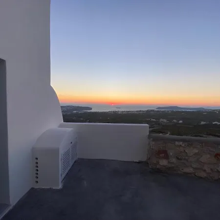 Ena Suites Santorini Pyrgos Kallistis Exterior photo