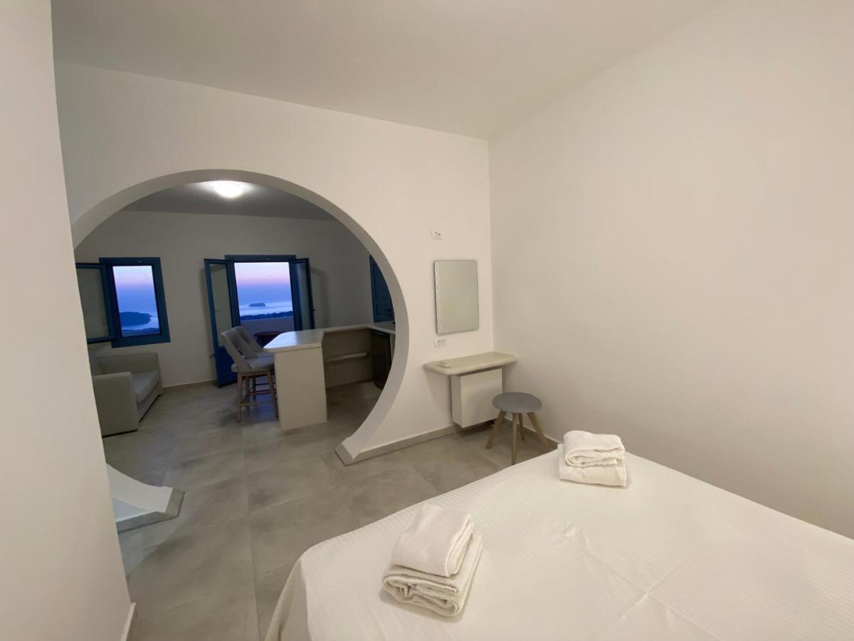 בית נופש Ena Santorini
