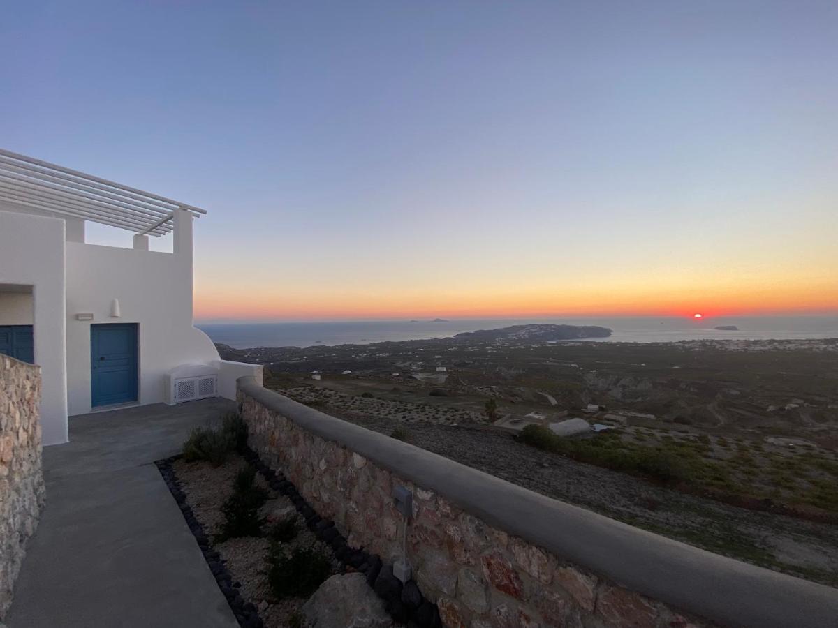 Ena Santorini בית נופש *